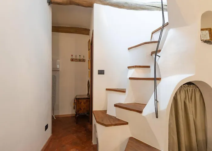 Appartement Tiny Loft With Jacuzzi
