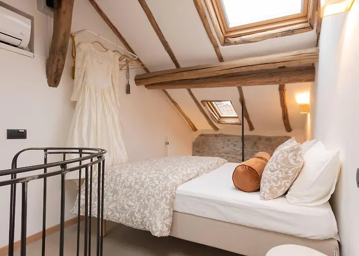 Tiny Loft With Jacuzzi Appartement *