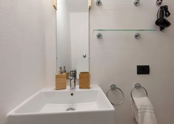 Appartement Tiny Loft With Jacuzzi Bellano