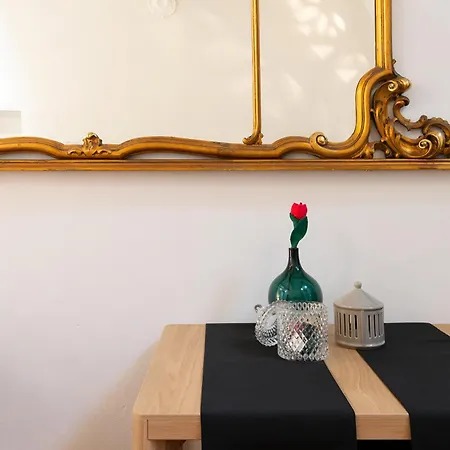 Tiny Loft With Jacuzzi Apartamento