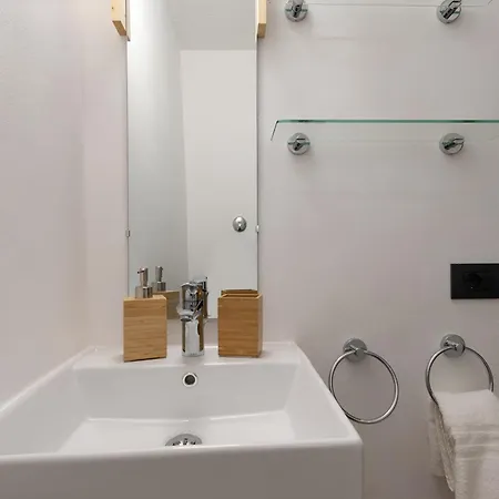 Tiny Loft With Jacuzzi * Bellano