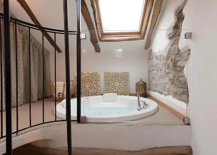 Apartman Tiny Loft With Jacuzzi *